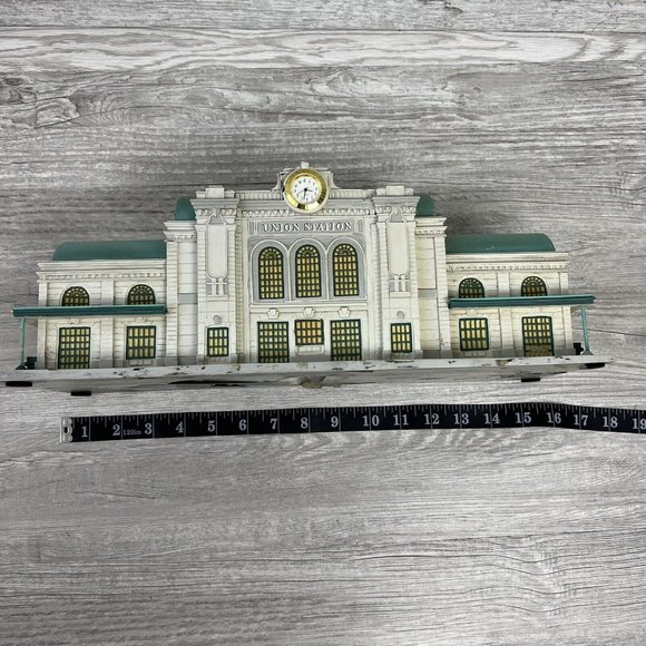 2011 Hawthorne Village Lamplight Union Station Holiday Decor 🧧SOLD🧧 - Picture 8 of 10